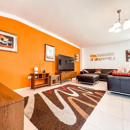 Townhouse With Ac In Callao Salvaje, Sonia, Cs148 Holiday home