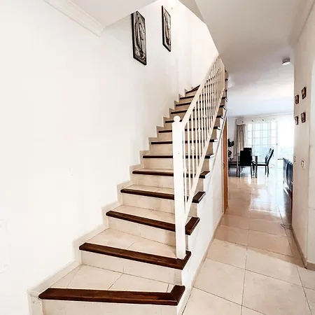 Townhouse With Ac In Callao Salvaje, Sonia, Cs148