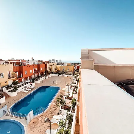 Townhouse With Ac In Callao Salvaje, Sonia, Cs148